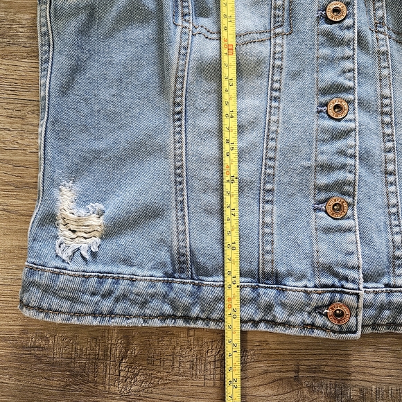 Lefties Distressed Denim Sleeveless Vest - 100% Cotton - Picture 3 of 11